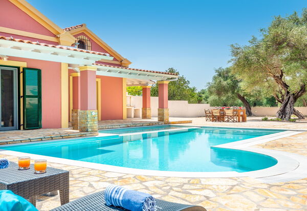 Beach Villa Joanna: bassin, Extérieur, Extérieurs, Vues