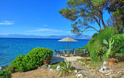 Beachfront Villa Seawave: Garden, Outdoor, Scenic View