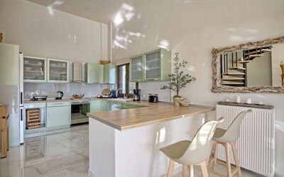 Beachfront Villa Seawave: Kitchen