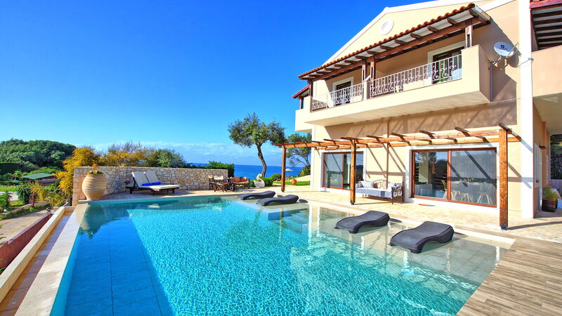 Beachfront Villa Seawave