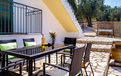 Villa di Giovanni: all'aperto