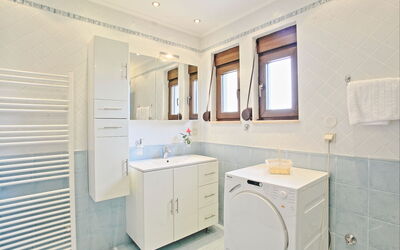 Acharavi Beach Villa: Badkamer