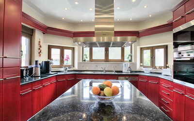 Acharavi Beach Villa: Keuken