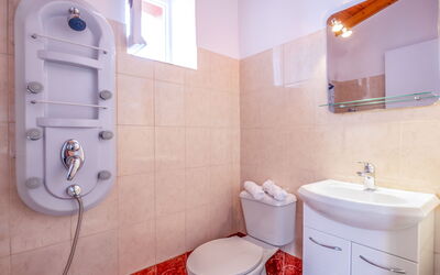 Villa Giador: Bathroom