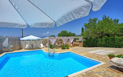 Villa Giador: Outdoor, Pool