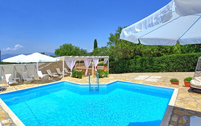 Villa Giador: Outdoor, Pool