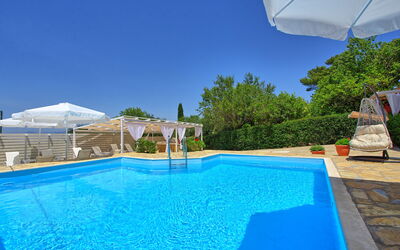 Villa Giador: Outdoor, Pool