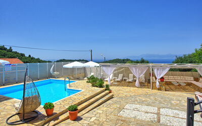 Villa Giador: Outdoor, Pool