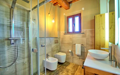 Villa Massimiliano: Bathroom