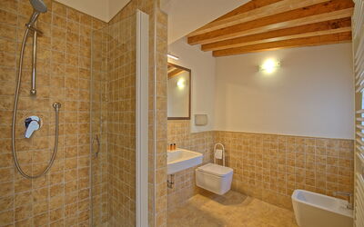 Villa Panizzi: Bathroom