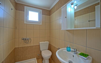 Sidari Beach Villa: Bathroom