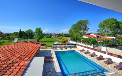 Sidari Beach Villa: Pool, Scenic View