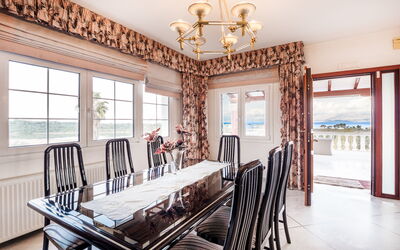 Villa Corfu Panorama: Salle à manger