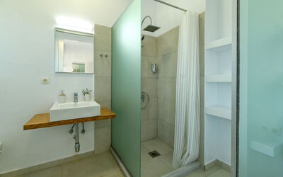 Villa Nafsika: Bathroom
