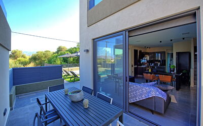 Villa Maripol: Balcon / Terrasse / Patio