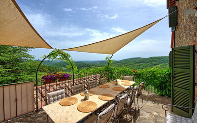 Villa Collina: Balcon / Terrasse / Patio