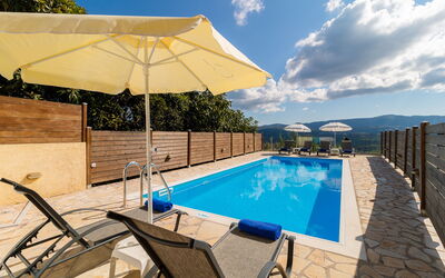 Villa Dinos: zwembad