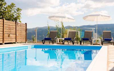 Villa Dinos: zwembad