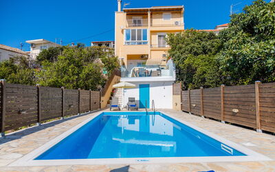 Villa Dinos: zwembad