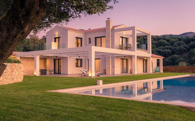 Villa Ebellina: Buitenshuis, Tuin, zwembad