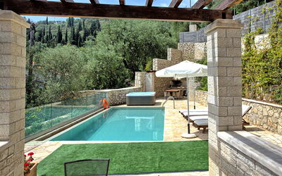 Villa Jacaranda: bassin