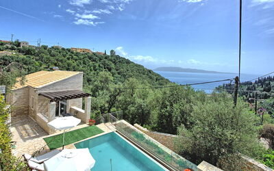 Villa Jacaranda: bassin