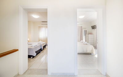 Villa Portes: chambre à coucher