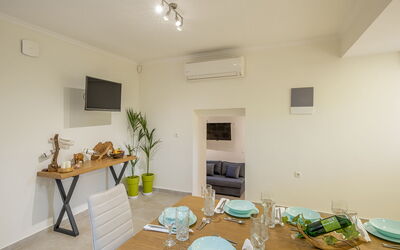 Villa Portes: Salle à manger