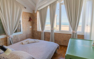 Beach Villa Athanasia: Bedroom