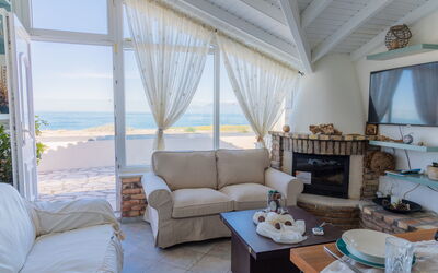 Beach Villa Athanasia: Living Room, Scenic View