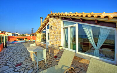 Beach Villa Athanasia: Outdoor