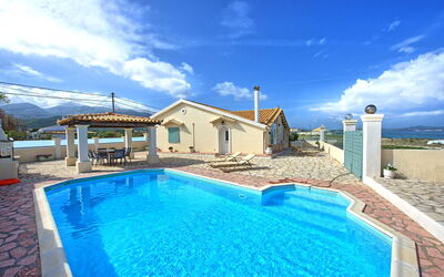 Beach Villa Athanasia: Outdoor, Pool, Summer