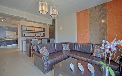 Cabanavillas Milano: Woonkamer