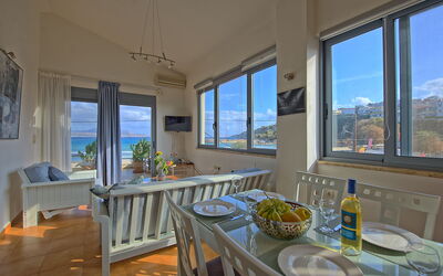 Emmanouela: Sala da pranzo, Soggiorno