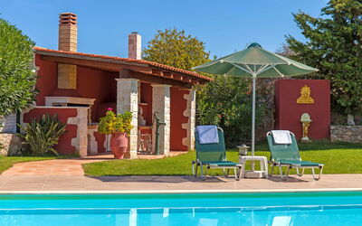 Villa Antina: Balcon / Terrasse / Patio, bassin, Extérieur, Jardin