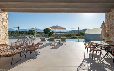 Villa Waterlily: Buitenkanten, Buitenshuis, zwembad