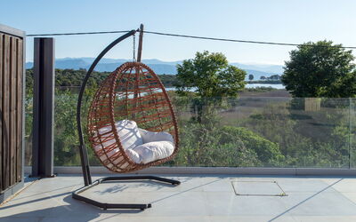 Villa Waterlily: Balkon / terras / patio, Buitenkanten, Buitenshuis