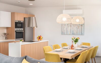 Villa Ampela: Keuken, Lunchroom