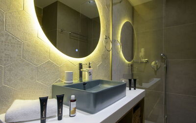 Villa Serapias: Bathroom