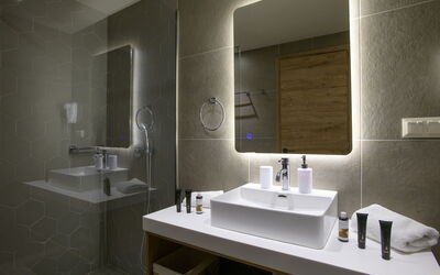 Villa Serapias: Bathroom