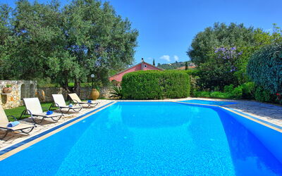 Votana House: zwembad