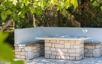 Votana House: Balkon / terras / patio, Buitenshuis