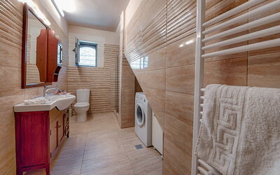 Villa Despanto: Bathroom