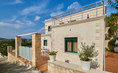 Villa Politini: Extérieur, Extérieurs