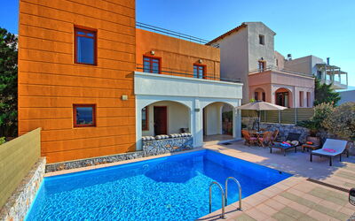 Villa Odysseus: all'aperto, Esterni, Piscina