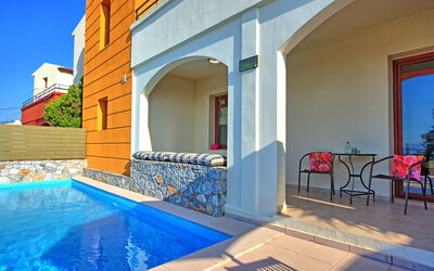 Villa Odysseus: Piscina