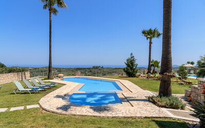 Villa Myrtia: Pool, Scenic View