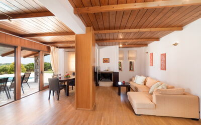 Villa Rodia: Dining Room, Living Room