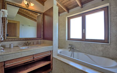 Villa Rodia: Bathroom