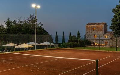 Villa Simone: all'aperto, Attività